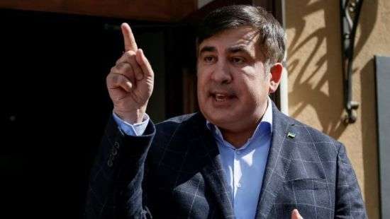 Саакашвили под стенами Верховной Рады обещал победить «барыг»