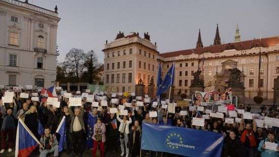 В Чехии протестуют против президента Земана из-за его позиции по Крыму