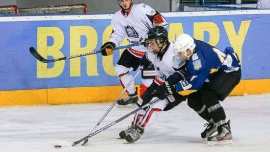 «Волки» обыграли «Галицких Львов» в УХЛ