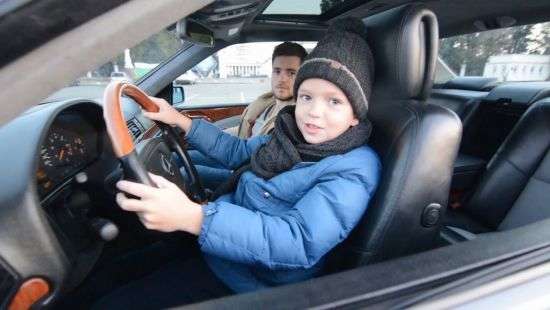 В Ровно полиция поймала за рулем авто 9-летнего ребенка с наркотиками