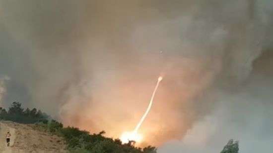 В Португалии сняли на видео «огненное торнадо» (ВИДЕО)