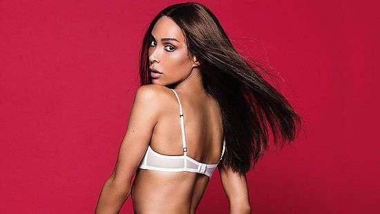 Playboy впервые выбрал девушкой месяца модель-трансгендер (ФОТО)