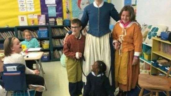 В США чернокожую школьницу-подростка посадили «на поводок» (ФОТО)