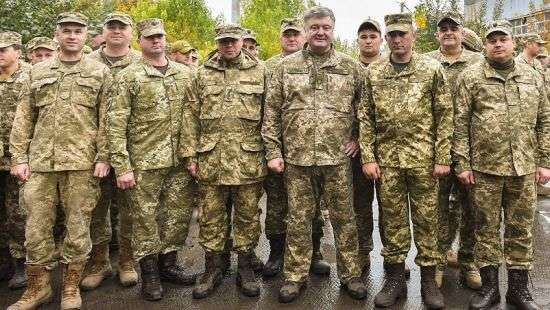 Порошенко пообещал ротацию в зоне АТО