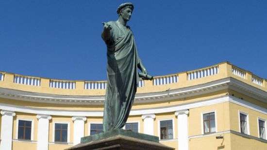 Стала известна причина обысков у Труханова