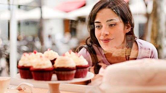 Нутриционисты назвали сладости, которые помогают похудеть