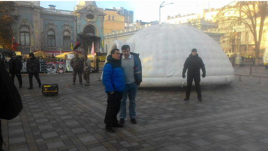 Саакашвили ночевал на улице, ночью в Киеве было -2