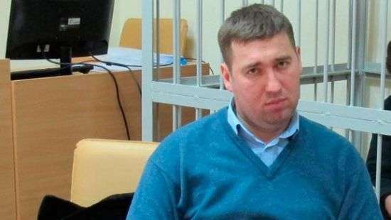 Суд отстранил госзащитника Януковича от ведения дела