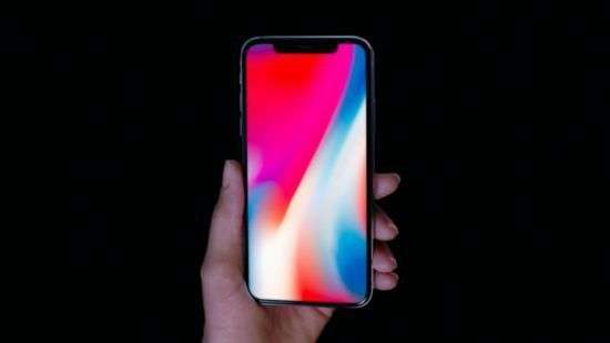 Apple сократит поставки iPhone X
