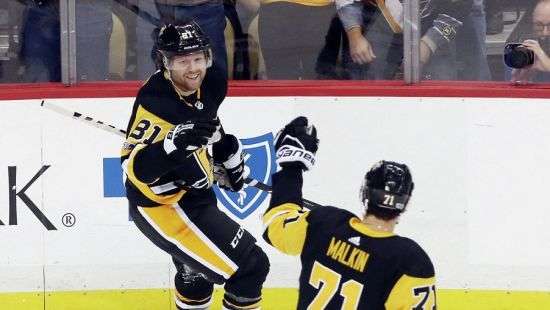 НХЛ. «Питтсубрг» в овертайме дожимает «Эдмонтон», новичок лиги «Вегас» продолжает побеждать