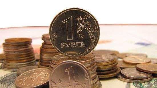 Украина не будет отказываться от российского рубля