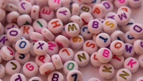 Назарбаев утвердил переход Казахстана на латиницу