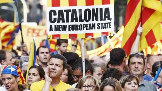 Сегодня Мадрид намерен принять решение о контроле над Каталонией