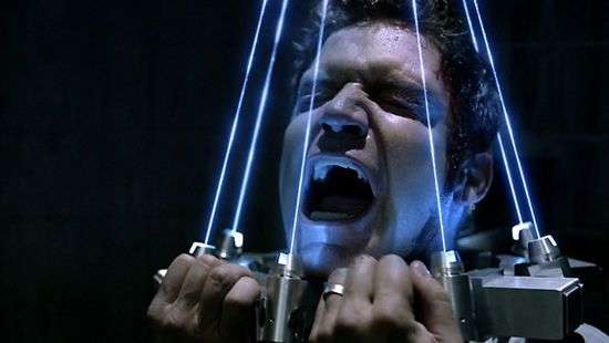 Фильм недели. Многие погибнут, пока кто-то узнает правду