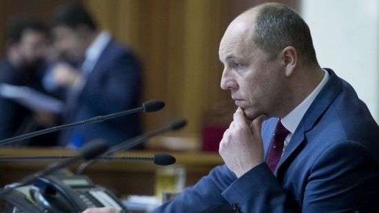 Перед экскурсией по Верховной Раде нужно будет указывать свое гражданство