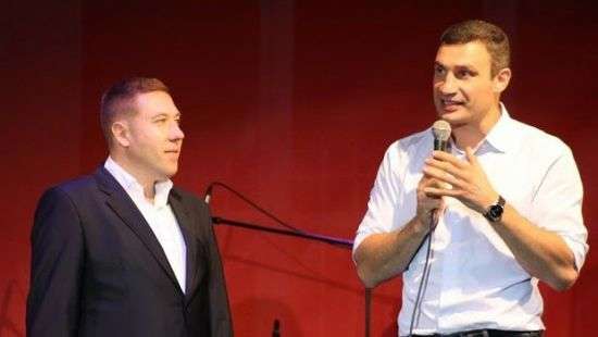 Как депутат от БПП Сольвар старается для мамы