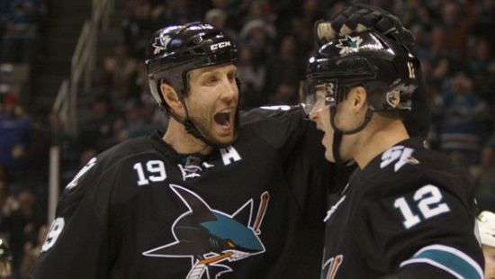 Нападающий «Сан-Хосе» набрал 1400 очков в НХЛ