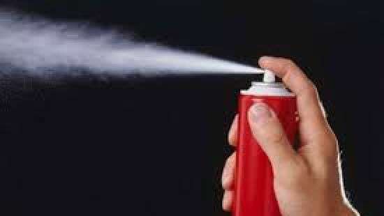 Немец открывал пиво перцовым баллончиком в кинотеатре: 200 человек в слезах ломанулись к выходу