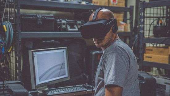 Как виртуальная реальность поможет в медицине