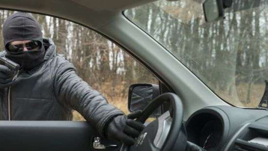 В Питере сотрудник автосалона угнал 13 иномарок за неделю