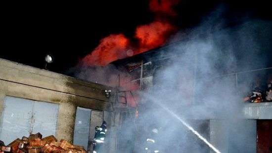 На одесском рынке «7-й километр» горел склад