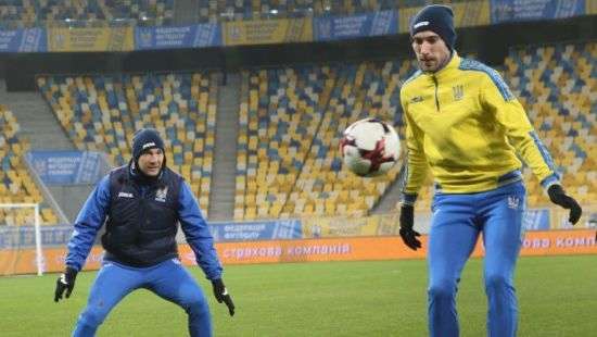 Футболисты сборной Украины получили номера