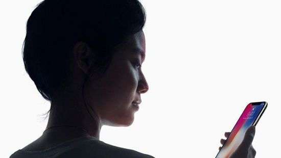 Владельцы iPhone X пожаловались на бракованные экраны