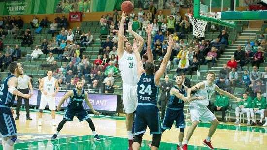 «Днепр» победил «Химик» в Суперлиге