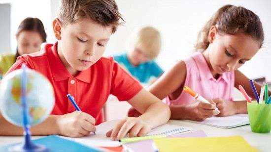Ученые назвали фактор, который влияет на успеваемость детей в школе