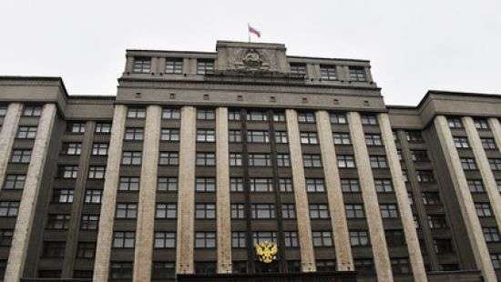 В Госдуме открылся супермаркет с носками, колготками и алкоголем