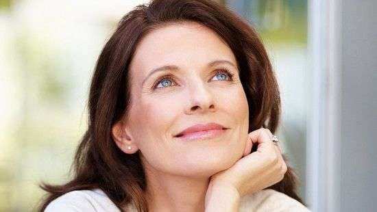 Косметологи рассказали, как ухаживать за кожей, в зрелом возрасте