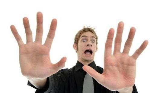 Как побороть паническую атаку за 12 секунд, рассказали врачи