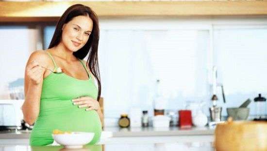 Медики назвали продукт, который нужно есть всем беременным для здоровья