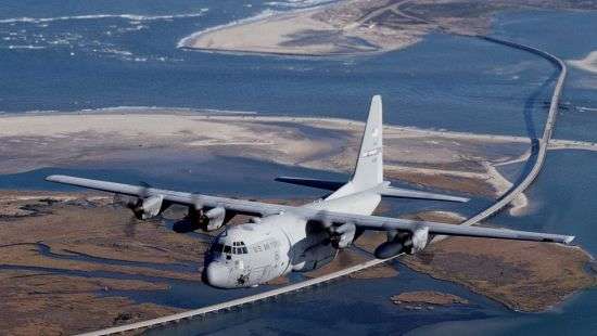 В Иордании утопили военный самолет ради кораллового рифа (видео)