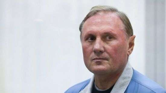 Ефремову вновь продлили арест на два месяца