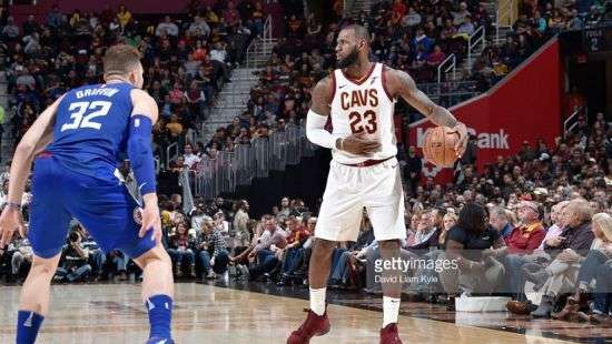 НБА. «Кливленд» в дополнительное время обыграл «Клипперс», «Оклахома» проиграла «Сан-Антонио»