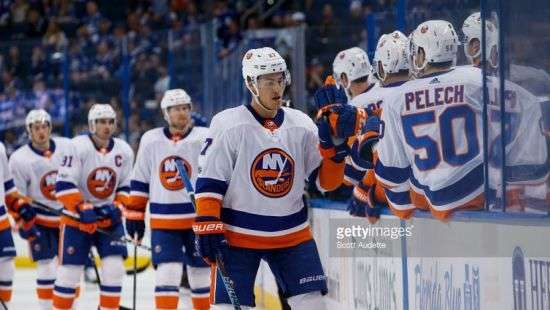 НХЛ. «Вашингтон» победил «Миннесоту», «Айлендерс» переиграли «Тампу»