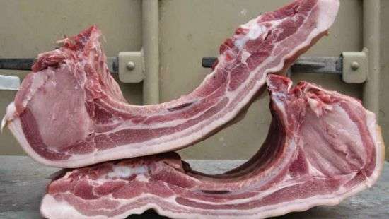 Украина наращивает импорт свинины