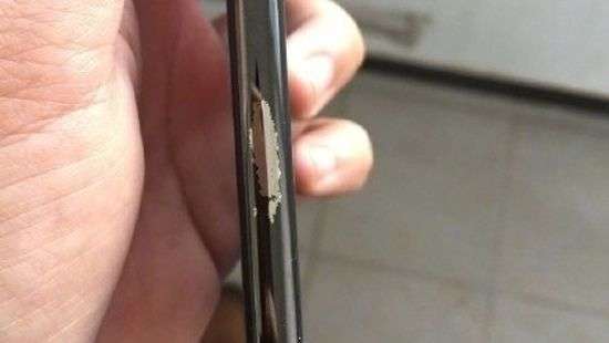 Пользователи снова жалуются на iPhone X