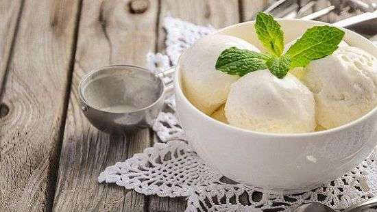 От какой болезни вылечит мороженое, рассказали врачи