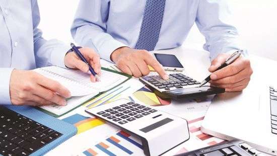 Выяснилось, на сколько власть увеличит налоги в 2018 году