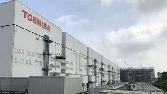 Toshiba давит на Western Digital