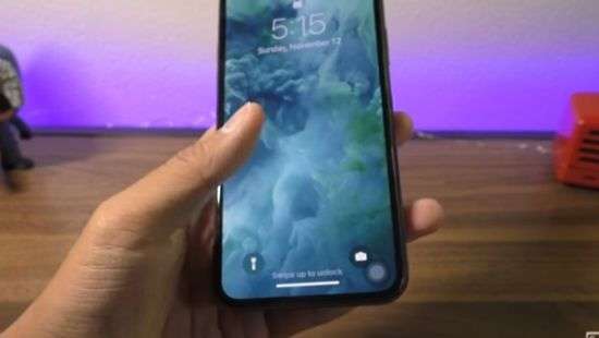 Пользователи опять пожаловались на iPhone X