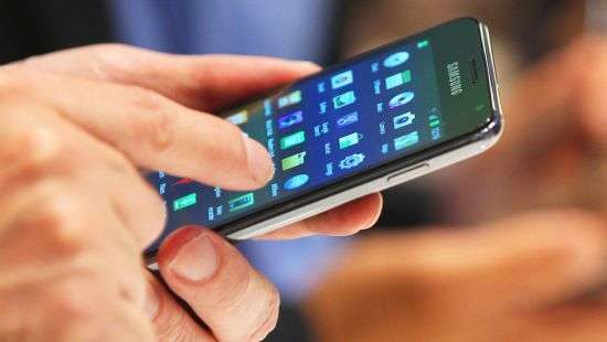 В Китае запустили мобильное приложение для борьбы с нищетой