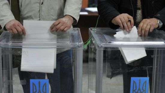 Советник Порошенко: Жителей Донбасса следует ограничить в избирательном праве