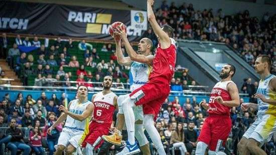 Сборная Украины проиграла Турции на ЧМ-2019