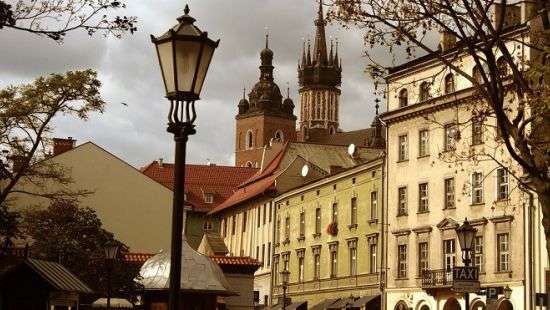 Полякам выплатят компенсации за национализированную коммунистами недвижимость