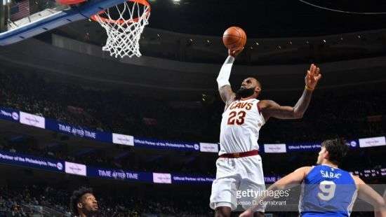 НБА. «Кливленд» и «Хьюстон» побеждают, «Голден Стэйт» и «Бостон» терпят поражения