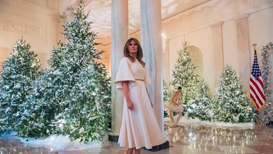 Меланья Трамп показала, как украсила Белый дом к Рождеству (ВИДЕО)