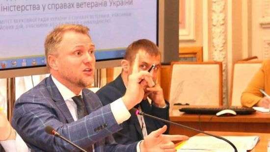 Рыбчинский назвал жителей Донбасса тараканами и предложил травить их дихлофосом